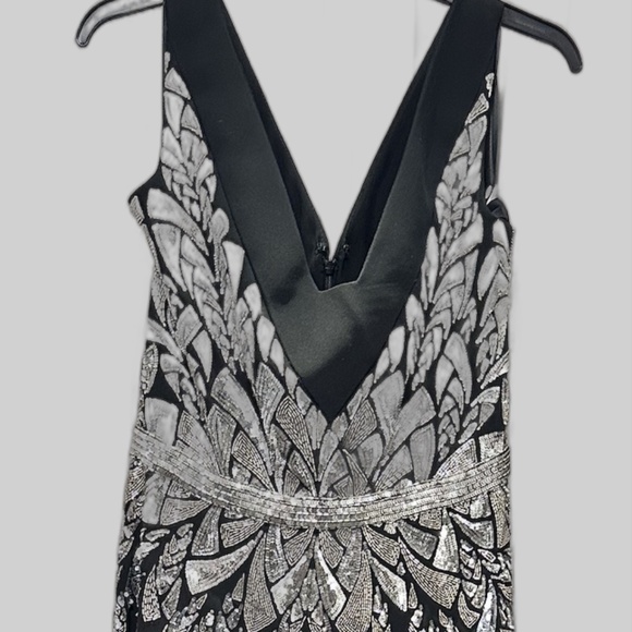 Georges Hobeika RTW Spring/Summer 23 - Black/Silver Beaded Gown - Picture 1 of 2